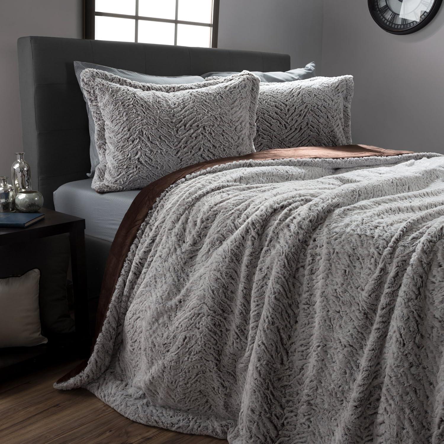 imageLavish Home King Size Comforter Set 3Piece MinkStyle Faux Fur Blanket and 2 Shams Cozy MachineWashable King Bedding Set GreyChocolateBlack