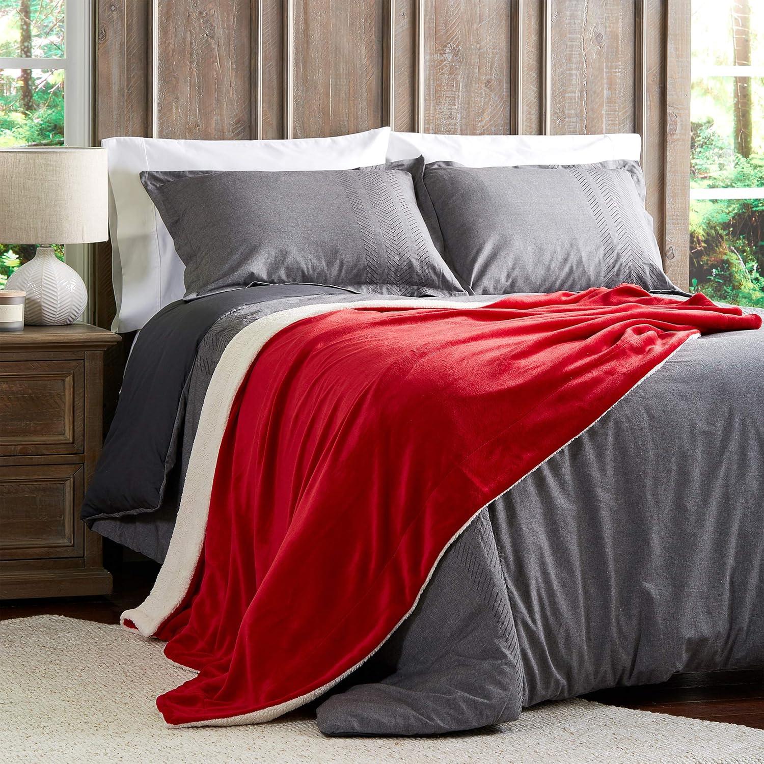 imageLavish Home Poly Fleece Sherpa Oversized Plush Woven Polyester Sherpa Fleece Solid Color Throw Breathable and Machine Washable in Vineyard and White