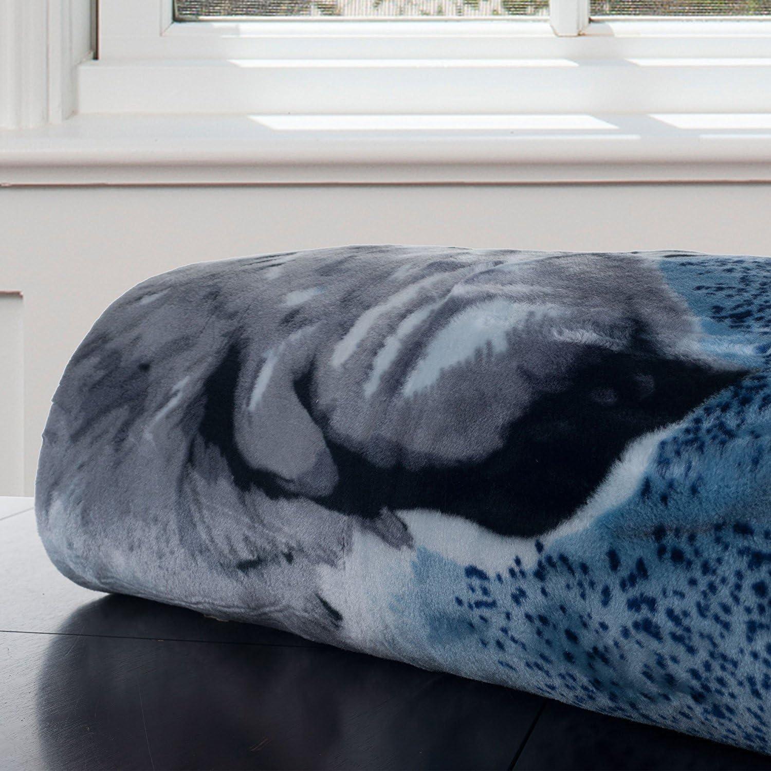 imageLavish Home Wolf Blanket 74x91inch Printed Winter Wolf Blanket Plush Thick 75lb Faux Mink Queen Throw for Couch Sofa or BedMulticolor