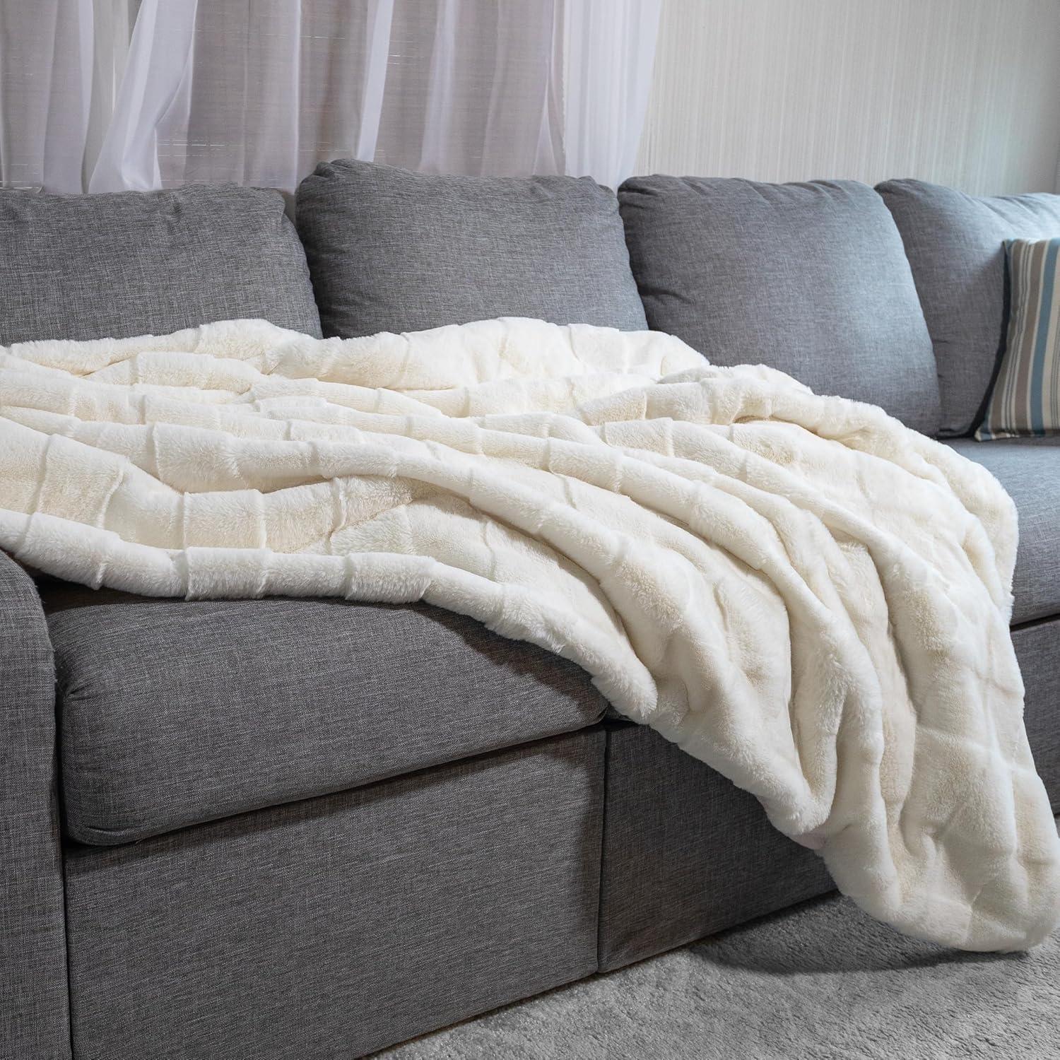 imageLavish Home Faux Fur Blanket 60x80Inch Queen Size Throw Blanket with Plush Faux Fur Front and Mink Back Bedding for Sofas and Beds CreamCream