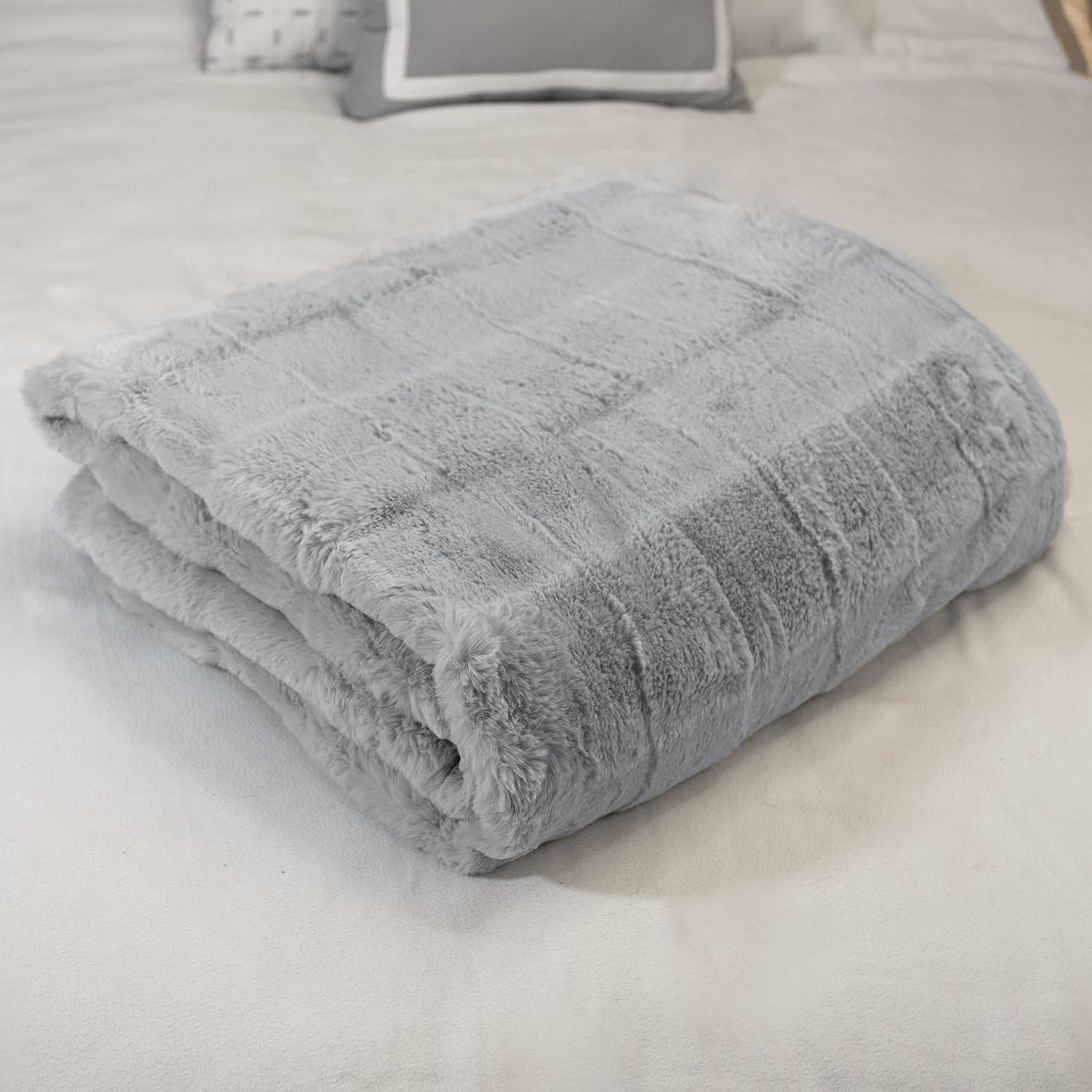imageLavish Home Faux Fur Blanket 60x80Inch Queen Size Throw Blanket with Plush Faux Fur Front and Mink Back Bedding for Sofas and Beds CreamGray
