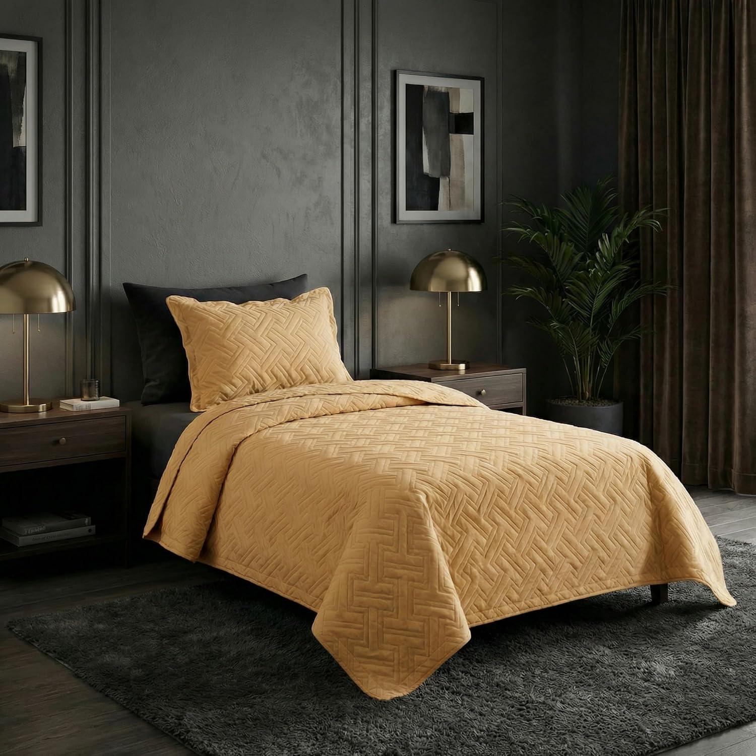 imageLavish Home 3Piece King Quilt Bedding Set Bedspread and 2 King Pillow Shams with Patriotic Star Pattern Lightweight Bed Set for All Seasons Soft Microfiber Coverlet StarsStripesMustard Yellow