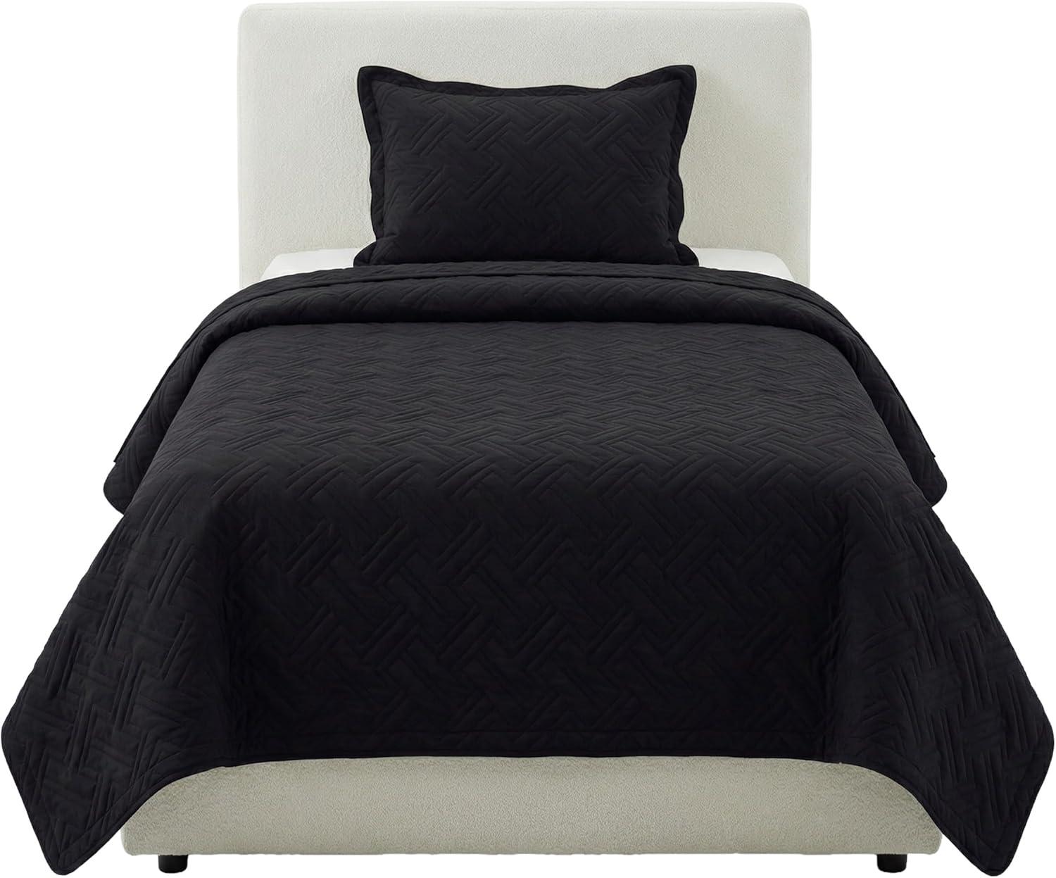 imageLavish Home 3Piece King Quilt Bedding Set Bedspread and 2 King Pillow Shams with Patriotic Star Pattern Lightweight Bed Set for All Seasons Soft Microfiber Coverlet StarsStripesBlack