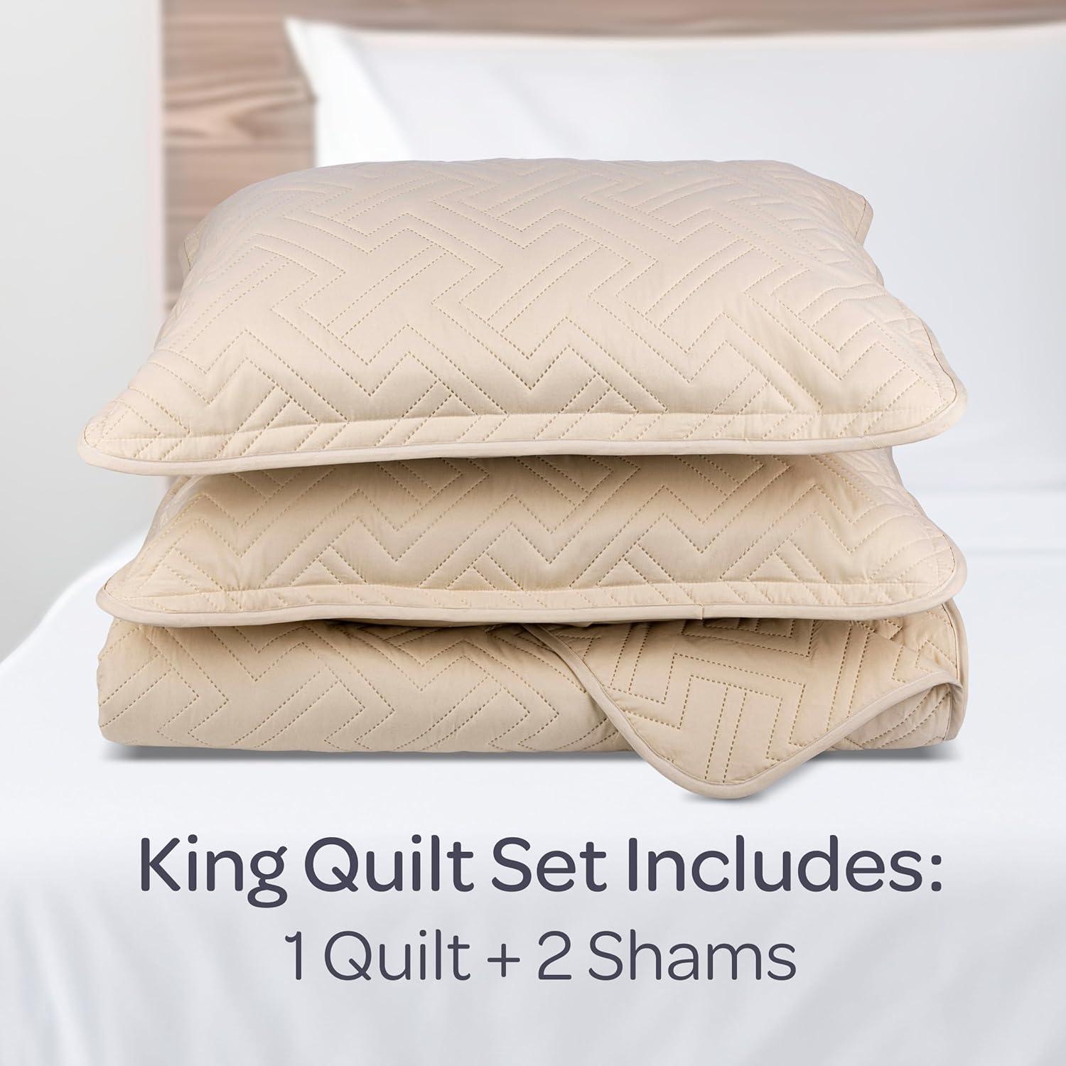 imageLavish Home 3Piece King Quilt Bedding Set Bedspread and 2 King Pillow Shams with Patriotic Star Pattern Lightweight Bed Set for All Seasons Soft Microfiber Coverlet StarsStripesNatural