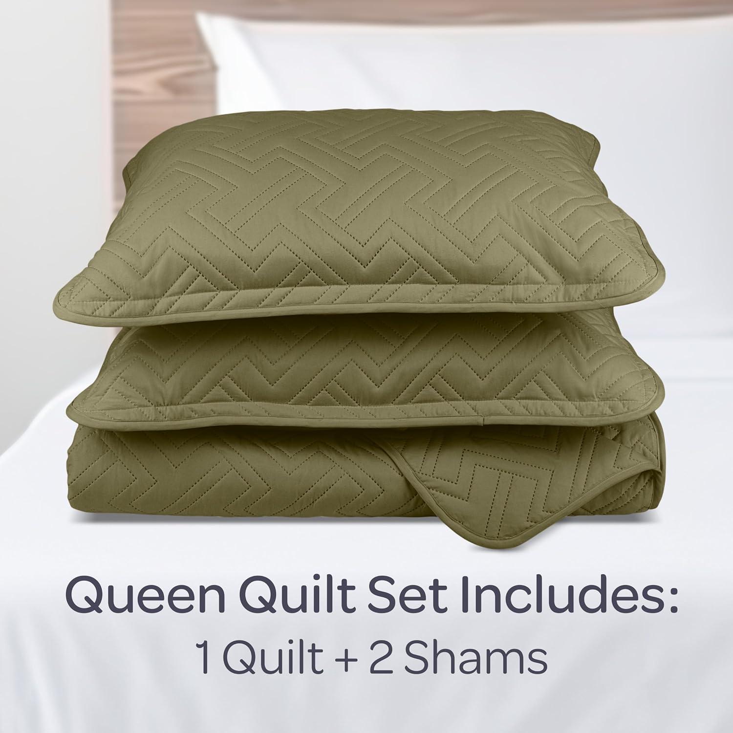 imageLavish Home 3Piece King Quilt Bedding Set Bedspread and 2 King Pillow Shams with Patriotic Star Pattern Lightweight Bed Set for All Seasons Soft Microfiber Coverlet StarsStripesOlive Green