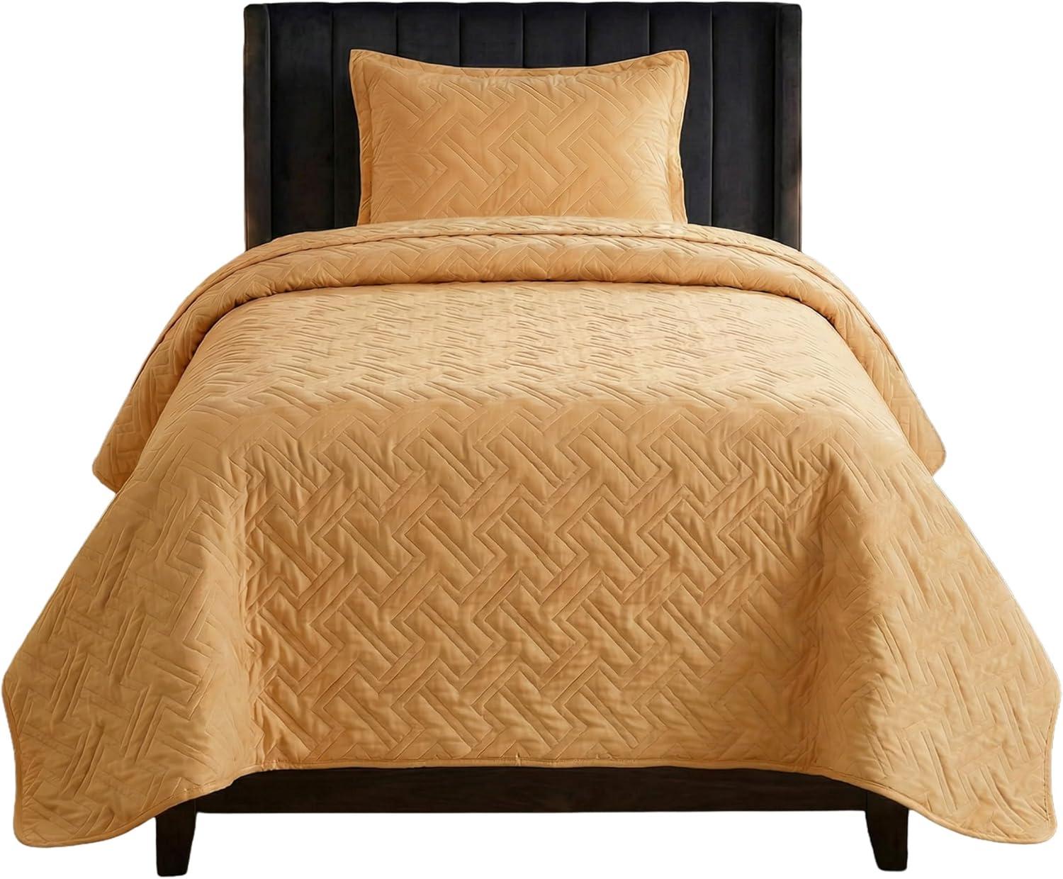 imageLavish Home 3Piece King Quilt Bedding Set Bedspread and 2 King Pillow Shams with Patriotic Star Pattern Lightweight Bed Set for All Seasons Soft Microfiber Coverlet StarsStripesMustard Yellow