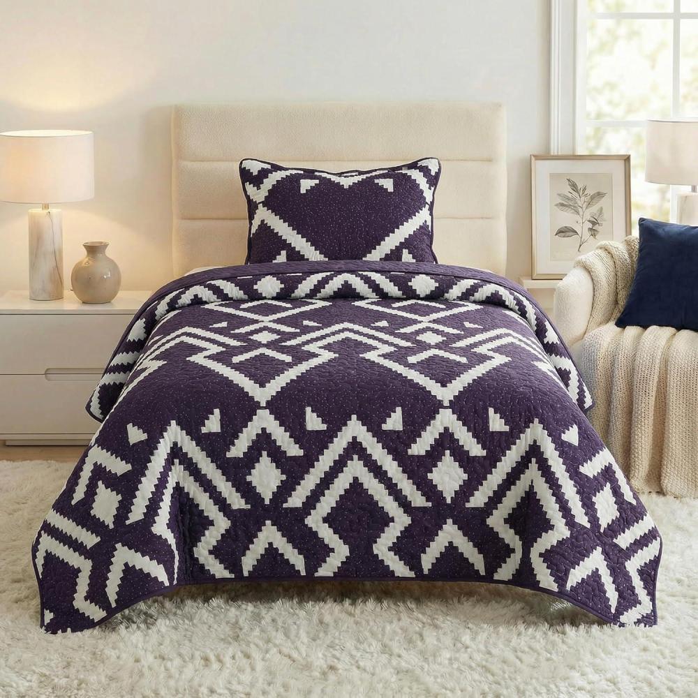 imageLavish Home 3Piece King Quilt Bedding Set Bedspread and 2 King Pillow Shams with Patriotic Star Pattern Lightweight Bed Set for All Seasons Soft Microfiber Coverlet StarsStripesNavy Blue and White