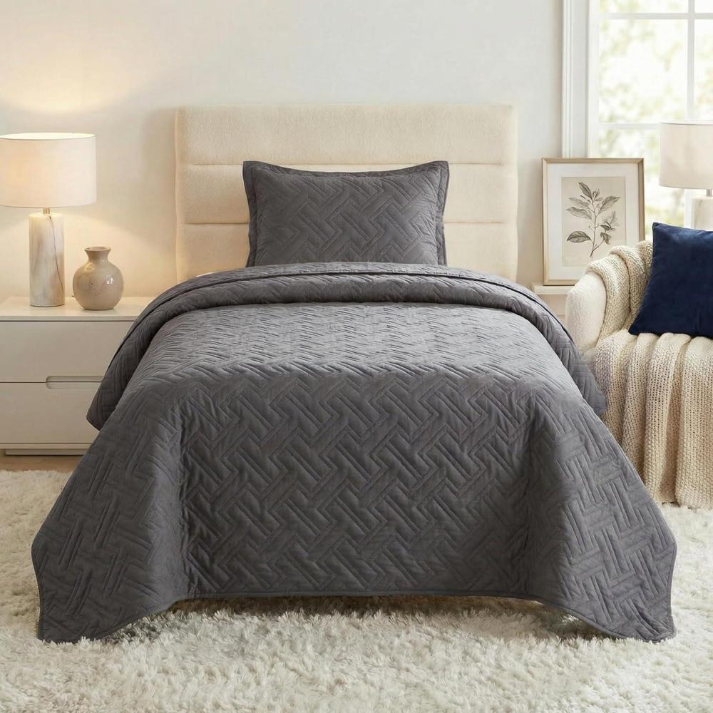 imageLavish Home 3Piece King Quilt Bedding Set Bedspread and 2 King Pillow Shams with Patriotic Star Pattern Lightweight Bed Set for All Seasons Soft Microfiber Coverlet StarsStripesGray