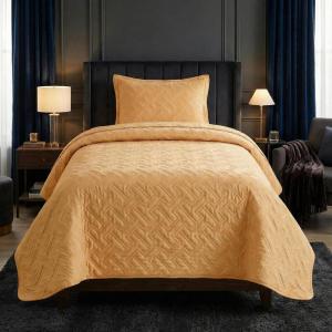 Lavish Home 3-Piece King Quilt Bedding Set – Bedspread and 2 King Pillow Shams with Patriotic Star Pattern – Lightweight Bed Set for All Seasons – Soft Microfiber Coverlet (Stars/Stripes)(Mustard Yellow.)
