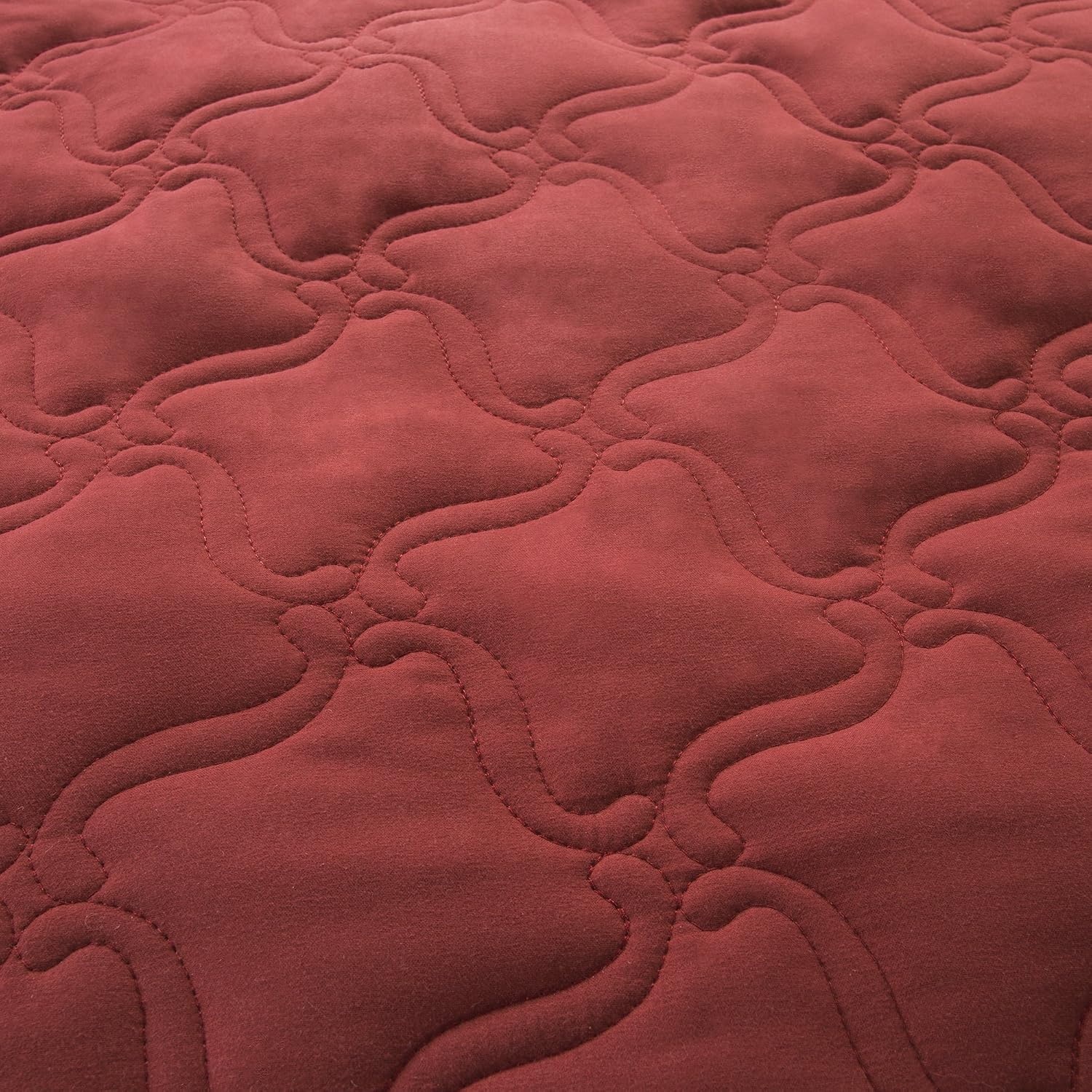 image:imageSolid Color Quilt by Lavish Home King BlackBurgundy