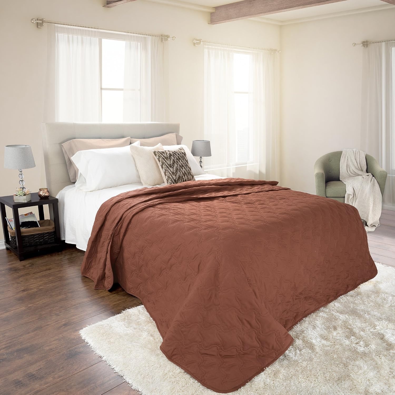 image:imageSolid Color Quilt by Lavish Home King BlackChocolate