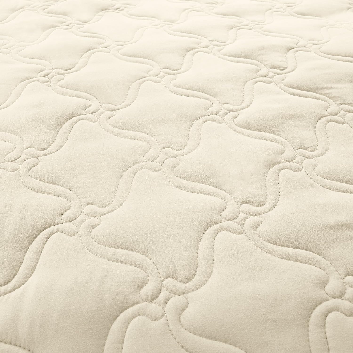 image:imageSolid Color Quilt by Lavish Home King BlackIvory
