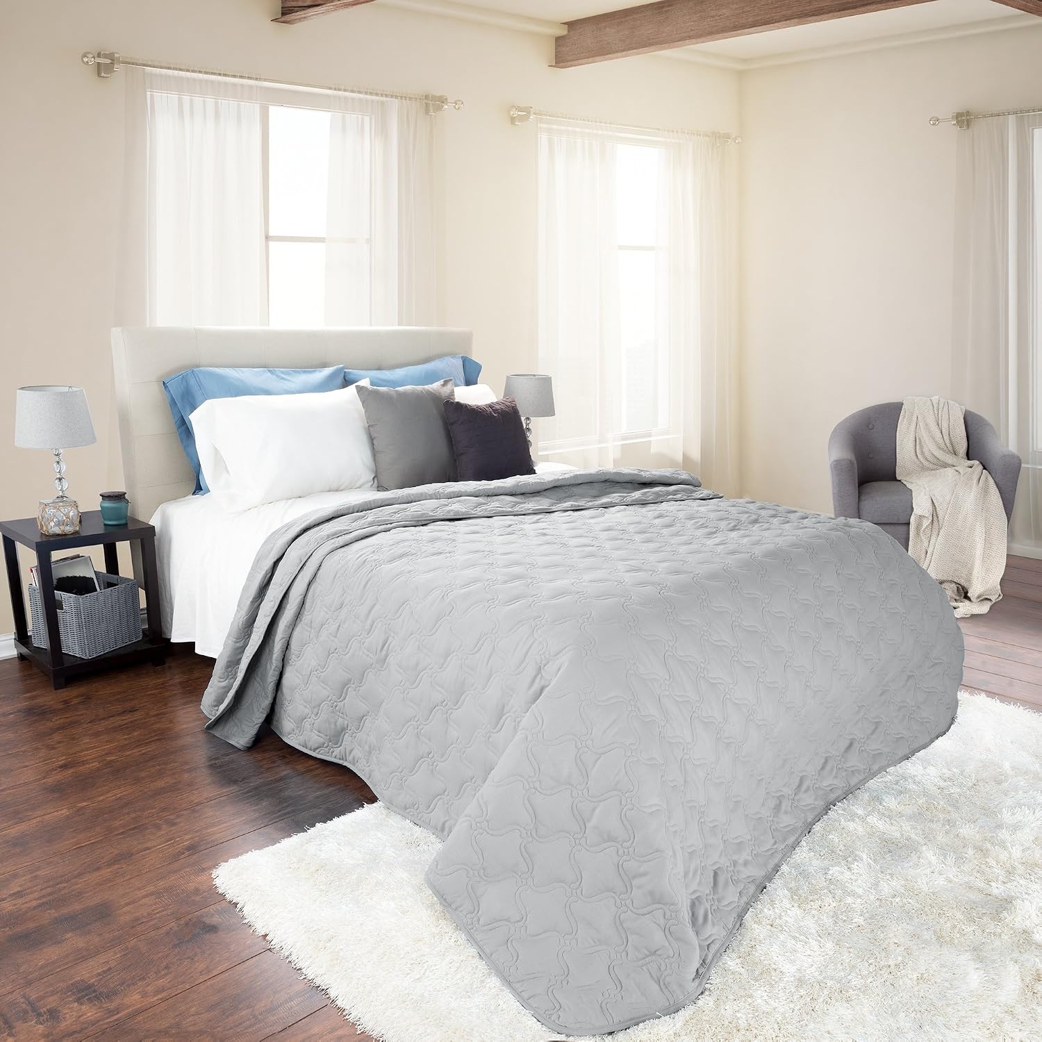 image:imageSolid Color Quilt by Lavish Home King BlackSilver
