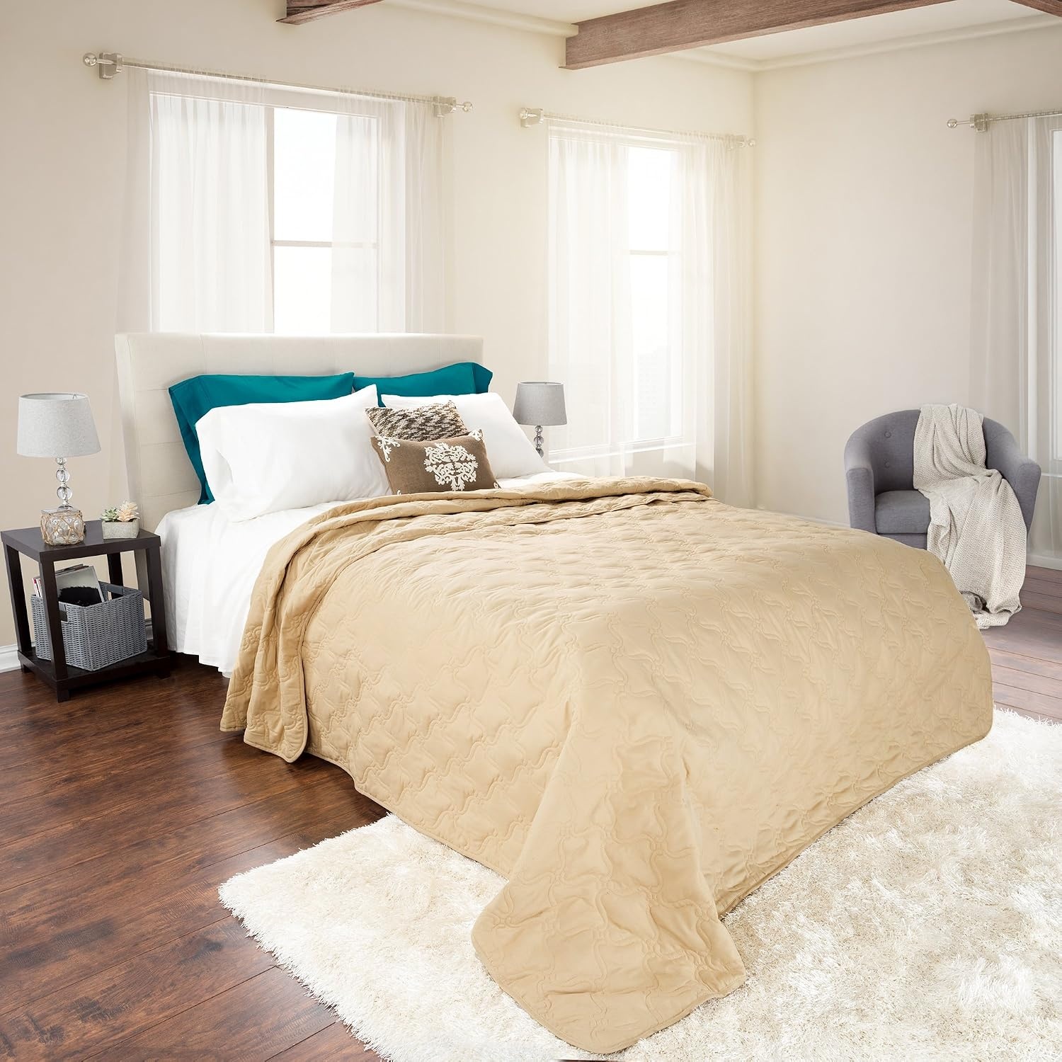 image:imageSolid Color Quilt by Lavish Home King BlackTaupe
