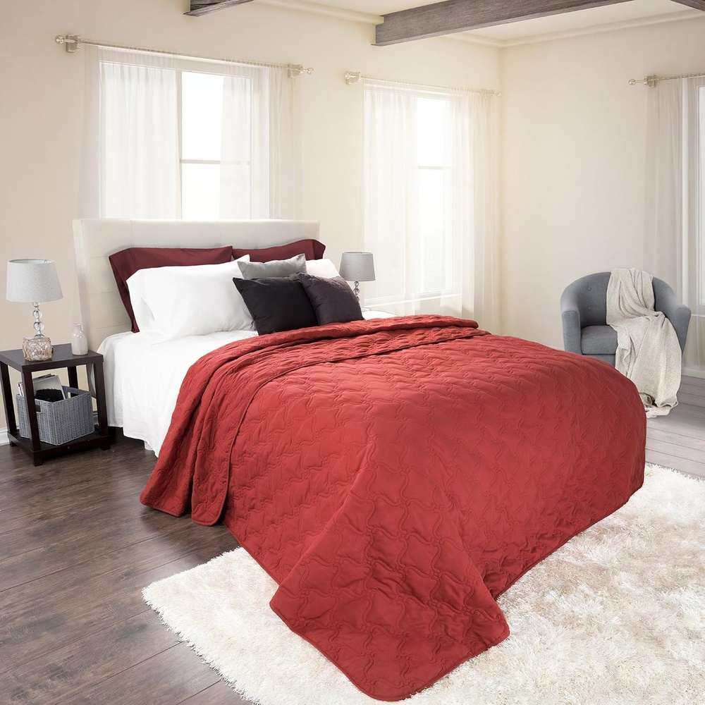 image:imageSolid Color Quilt by Lavish Home King BlackBurgundy